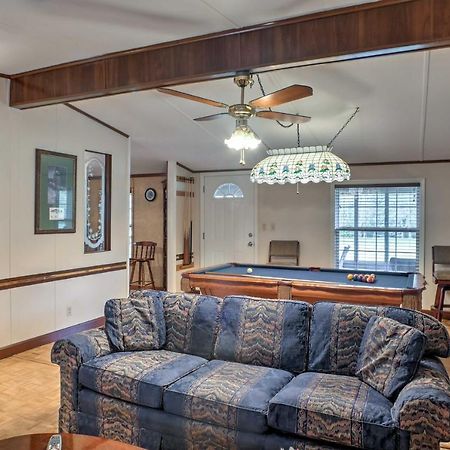 Ooltewah Cabin With Grill, Pool Table And Porch! المظهر الخارجي الصورة