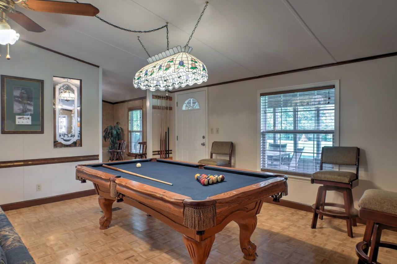 Ooltewah Cabin With Grill, Pool Table And Porch! المظهر الخارجي الصورة