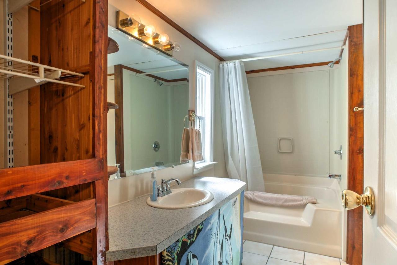 Ooltewah Cabin With Grill, Pool Table And Porch! المظهر الخارجي الصورة