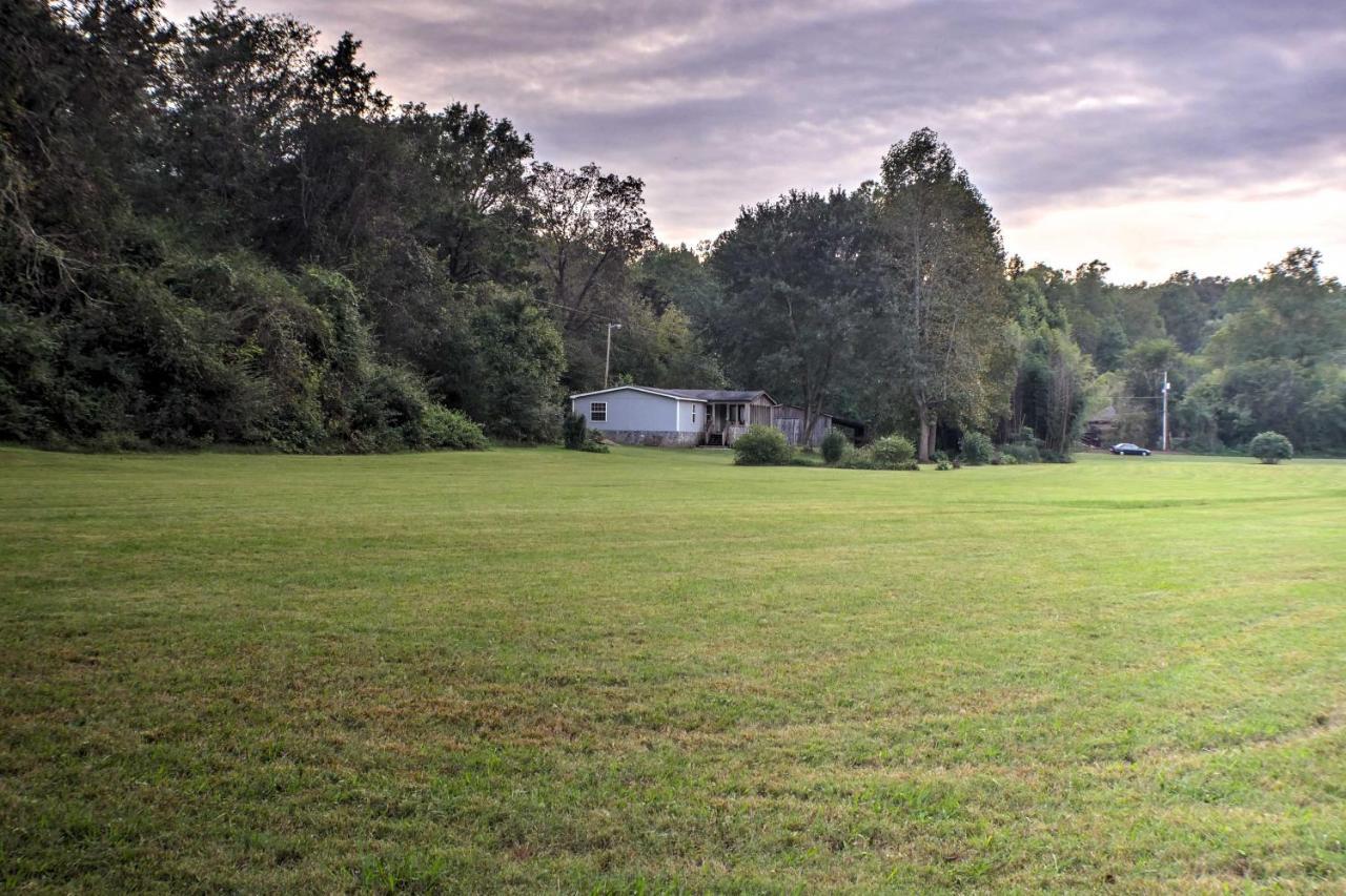 Ooltewah Cabin With Grill, Pool Table And Porch! المظهر الخارجي الصورة
